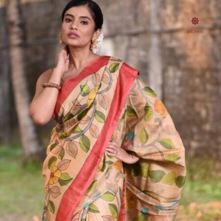 Latest Design Beige Hand Painted Kalamkari Pure Silk Saree