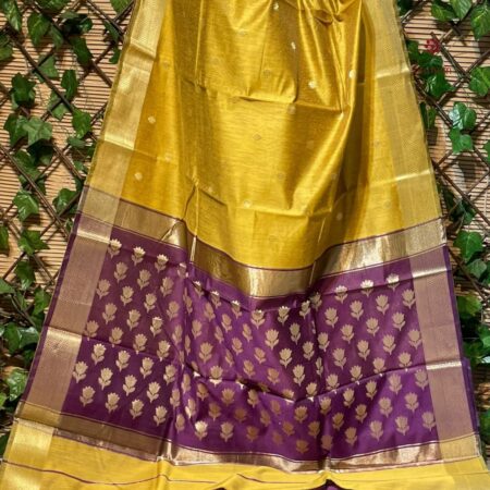 Latest Design Golden Yellow Half and Half Pattern Maheshwari Saree