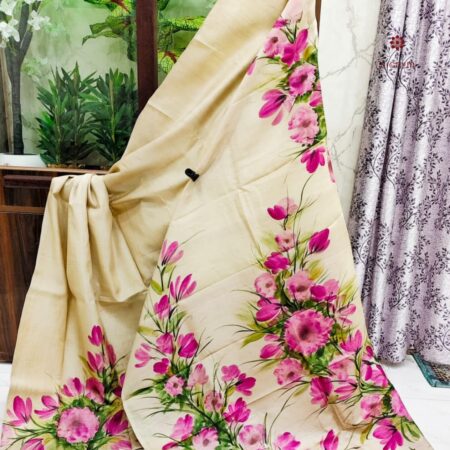 Latest Design Off-White Pure Gachi Tussar Silk Hand Painted Saree