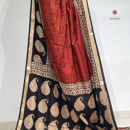 Latest Design Red & Black Handwoven Pure Silk Designer Print Saree
