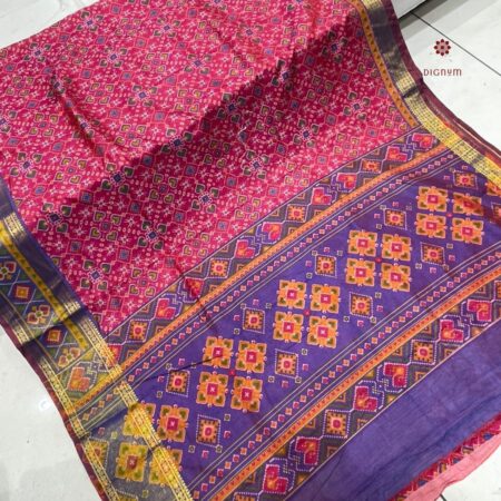 Latest Design Raspberry Pink Zari Woven Patola Silk Saree